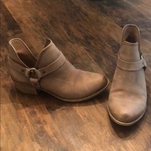 Lucky Brand ‘Bashira’ split bootie